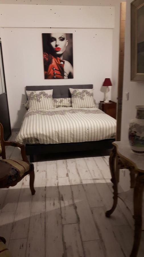 Bed and Breakfast La Longere Des Glycines Egligny Zewnętrze zdjęcie