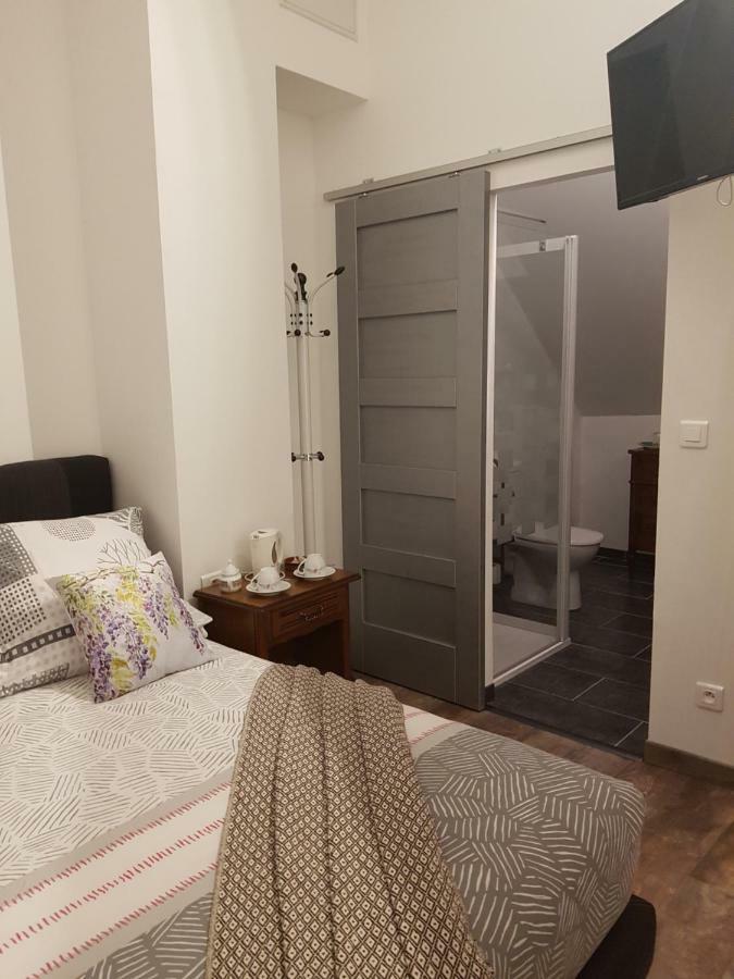 Bed and Breakfast La Longere Des Glycines Egligny Zewnętrze zdjęcie